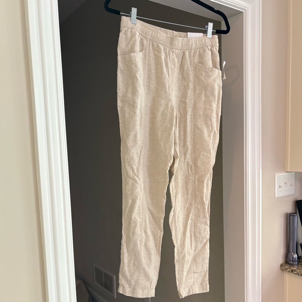 Old Navy High-Waisted Cropped Linen-Blend Pants - Picture 4 of 6